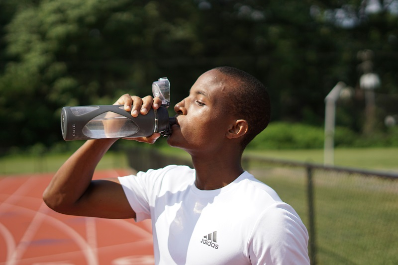 Hydration for High-Intensity: The Unsung Hero of CrossFit Nutrition